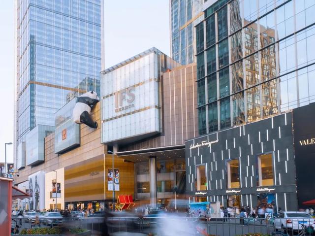 这座城市，让全世界人“玩上瘾”