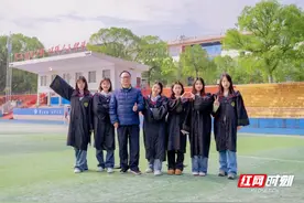 湖南科技学院一宿舍考研5人齐“上岸”图片