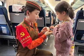 铁路迎来返程客流高峰  武汉三大火车站到达客流超出日常的2倍图片