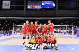 战况｜中国女排将与土耳其队争夺四强席位图片