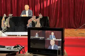 成都传统戏曲文化慕课进校园开拍图片