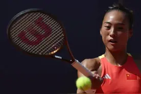 中国女网福地！郑钦文在罗兰·加洛斯球场打进奥运决赛，13年前李娜在此首夺大满贯图片