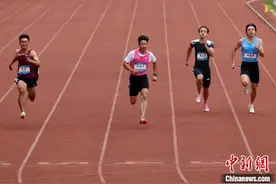 苏炳添寄语年轻运动员在追梦的过程中要全力以赴图片