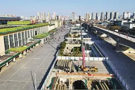 护城河西安火车站段开挖 预计年底完工图片