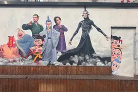 “哪吒”联合“星空”墙绘在艺校受追捧，老师：有毕业生反馈，选动画专业没错图片