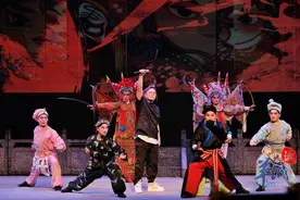 图集｜粤剧名家蒋文端分享会在荔湾开讲，市民沉浸式体验粤剧图片