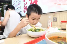 阜阳这碗面，是怎么征服河北味蕾的？图片