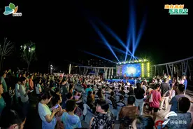 这里很“city”！这里很“chill”！ 济南“嗨在高新 乐享舜华”群众消夏音乐艺术节点燃文化“烟火气”图片