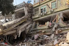 图集丨缅甸强震中，Sky Villa公寓救援的日与夜图片