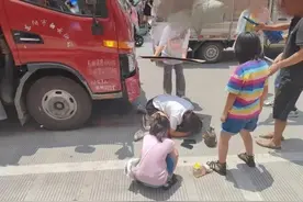 遭货车拦腰碾压的4岁男孩，被医生“拼”好了！图片