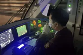 安全运送乘客4109万人次！上海地铁公布“五一”假期成绩单图片