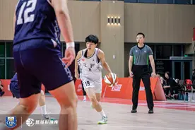 江苏U17女篮夺冠！主教练杨忠当选最佳教练，队员贺思瑶获MVP图片