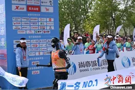 这些机器人，为何“敢”跑马拉松?图片