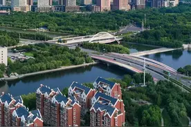 热梗里的郑州2024① | City Fly 上新，你的快递即将起飞图片