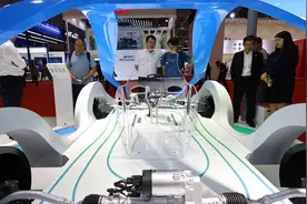 汽车供应链企业站到台前，上海车展这些展品可以拼出一辆新能源汽车图片