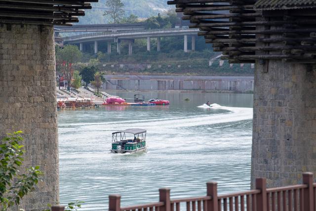 重庆黔江濯水：千年古镇焕新生