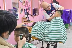 洗剪吹动辄上百，儿童剪发为什么那么贵？图片