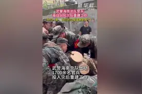 视频丨武警海南总队出动1700余名官兵投入灾后重建工作图片