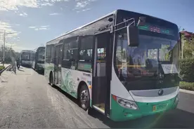 为上千学子开“专线” ！城阳巴士两条公交线增开区间车图片