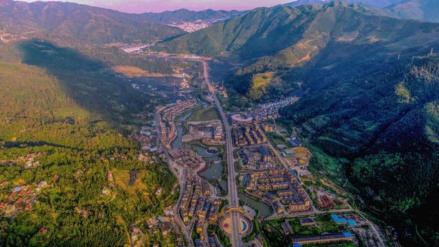 开屏策划｜云南9座宝藏小城，清明假期去正合适！