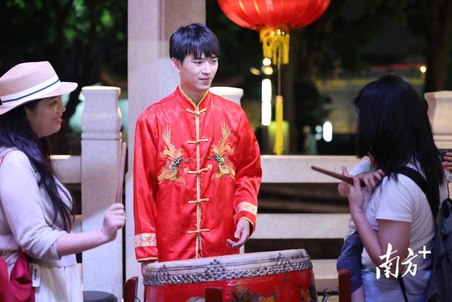 广济桥夜游常态化开放！英歌舞、工夫茶、潮乐齐上阵