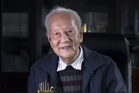 新华时评 | “深潜”人生，何以力量无穷图片