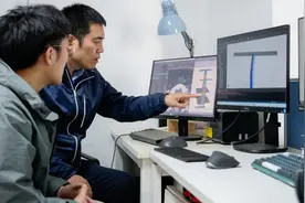 中国原创全球首创！让瘫痪者重新行走的脑脊接口是啥？复旦团队揭秘图片