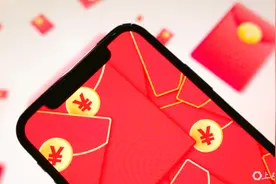 今年春节放8天假，加班工资怎么算？可以用补休代替吗？图片