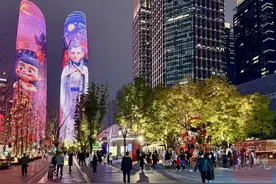 泡泡玛特哪吒手办“卖脱销” 零售商业新风向来袭图片