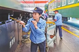 劳模风采·全国劳动模范｜吴园梅：铁道线上绽芳华图片