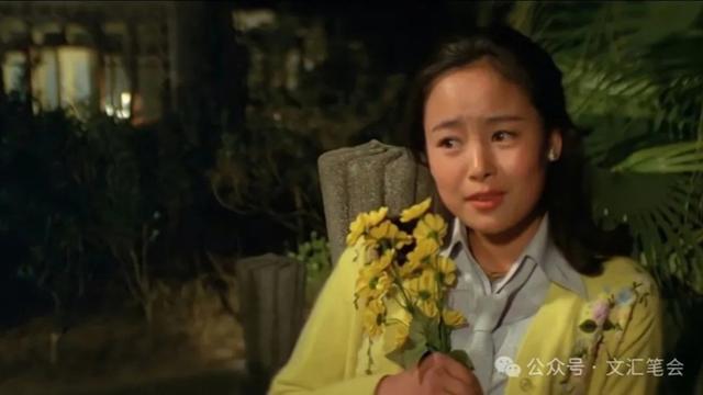 《庐山恋》里的野菊花 | 龙仁青