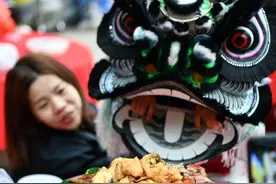 深圳，有一场从早吃到晚的庙会图片