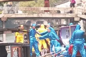 国内旅游市场成消费领域亮点 “古城”“古镇”游激活消费新活力图片