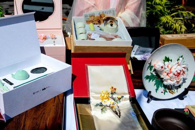 从山野到庭院，解锁“天彭牡丹”城市IP的“彭州路径”