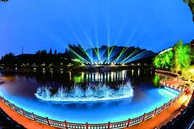 城区6829盏路灯更新换代，照亮回家路——图片