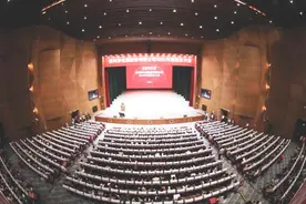 茅台新帅，首次亮相就发了388亿大红包图片