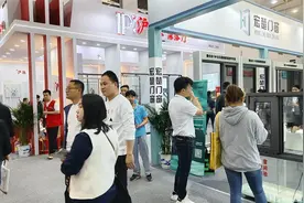 身处外地可一键控制家中门窗开关，智能家居让普通人的生活更方便图片