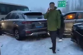 二广高速山西忻州段多车相撞引发拥堵，报警救援热线：或因下雪所致，多个高速入口封闭图片