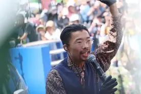 郭有才爆火背后暗藏四大隐忧：翻唱版权惹争议，“揭秘”网文引口水图片