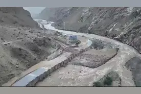 叶城县辖区G219国道实施临时交通管制，解除时间待定图片