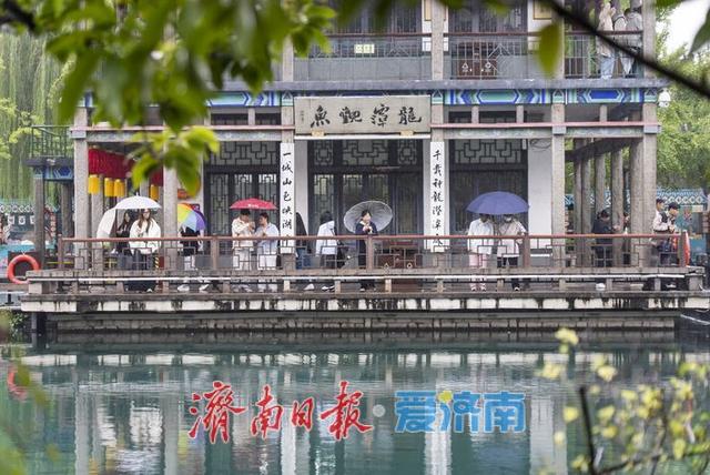 一年四季 泉在济南丨烟雨济南好似一幅水墨长卷