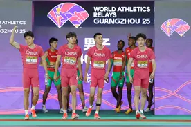 （体育）田径——世界接力赛：中国队获得男子4x400米接力第八名图片