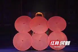 张家界《魅力湘西》每晚演4场 暑期迎观演高峰图片