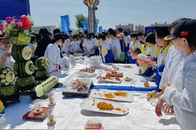 鄂尔多斯：培塑新时代高素质专业化的“暖城教育家”图片