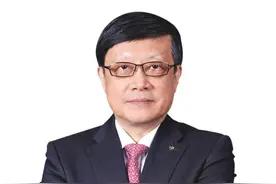 专访中国首席经济学家论坛理事长连平：保持重点城市消费增长 稳楼市金融政策将持续发力图片