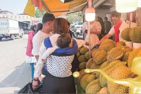 @昆明人 泰国榴莲大量上市！最低卖38元/公斤图片