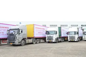 “门到门”“点到点”直达，中国至越南河内国际道路运输线路开通图片