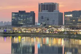 五一假期，一起解锁郑东新区龙湖金融岛新玩法图片