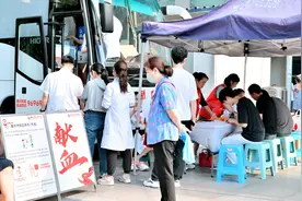 世界献血者日｜“一人献百次，不如百人献一次！”重庆95后护士坚持无偿献血13年图片