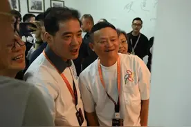 马云打卡这个知名小屋图片